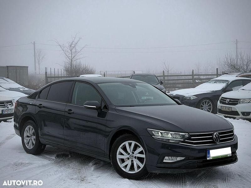 Culoaregri Second-hand 2021 VW Passat Comfortline Berlinǎ | 15.900 EUR (Preț OK) - Imagine 1/4