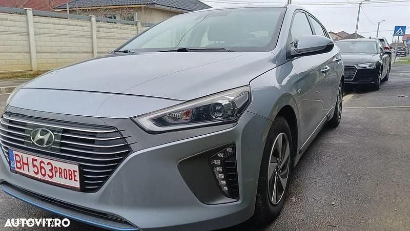 Second-hand Hyundai Ioniq 105 CP (77 kW) 2017 Culoareargint Hatchback