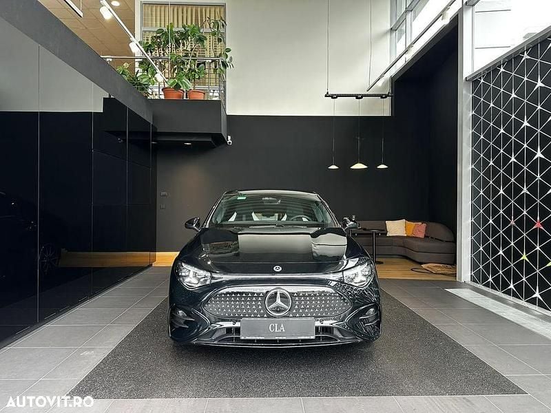 Culoarenegru Nouă 2025 Mercedes CLA 250+ Berlinǎ | 63.460 EUR - Imagine 1/4