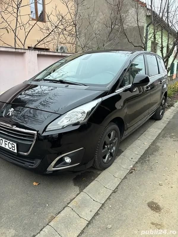 Second-hand Peugeot 5008 116 CP (85 kW) 2014 Negru Monovolum