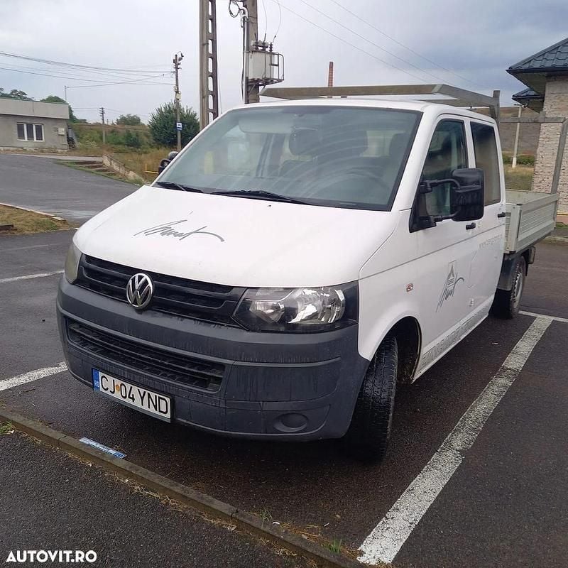 Alb Utilizat 2011 VW T5 Van | 7.500 EUR (Super Preț) - Imagine 1/4
