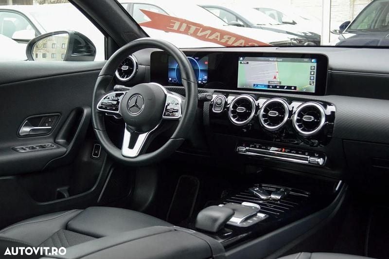 Second-hand Mercedes A250 Progressive 218 CP (160 kW) 2022 Culoarenegru Berlinǎ