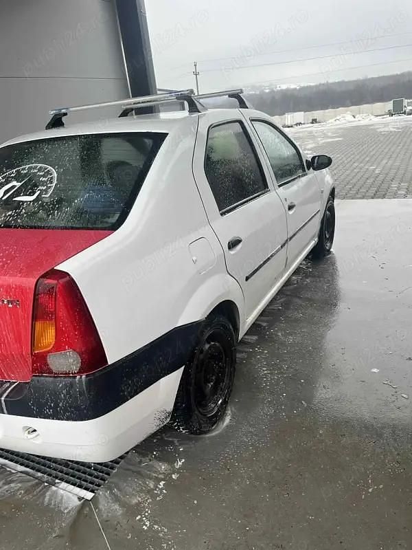 Second-hand 2005 Dacia Logan Berlinǎ | 700 EUR - Imagine 1/4