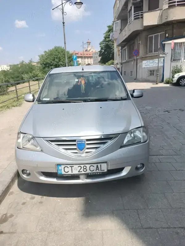 Utilizat 2006 Dacia Logan Prestige Berlinǎ | 1.500 EUR (Preț bun) - Imagine 1/4