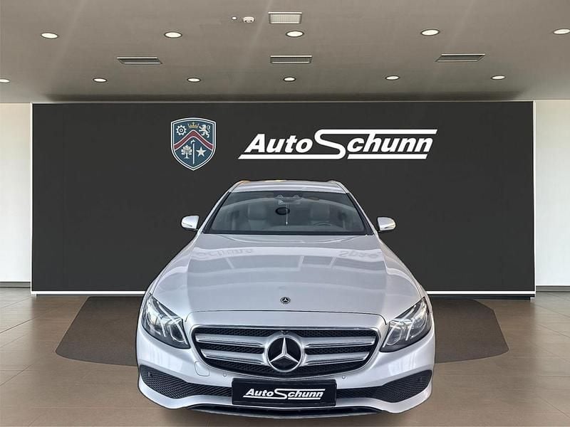 Utilizat 2017 Mercedes 200 Avantgarde Monovolum | 14.298 EUR (Super Preț) - Imagine 1/4