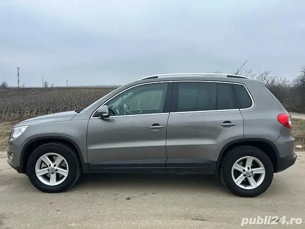 Second-hand VW Tiguan Sportline 140 CP (102 kW) 2008 Gri SUV