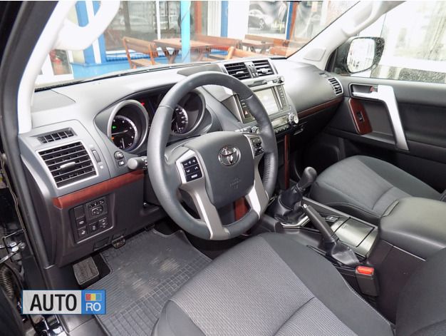 Second-hand Toyota Land Cruiser 177 CP (130 kW) 2017 SUV