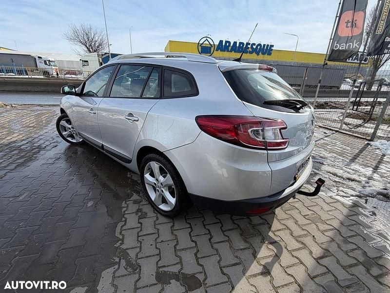 Second-hand Renault Mégane GrandTour 110 CP (80 kW) 2012 Culoareargint Break