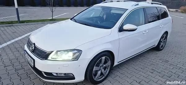 Second-hand VW Passat 120 CP (88 kW) 2012 Alb Berlinǎ