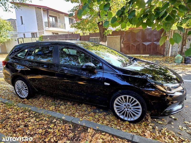 Culoarenegru Utilizat 2018 Opel Astra Edition Break | 8.890 EUR (Puțin scump) - Imagine 1/4