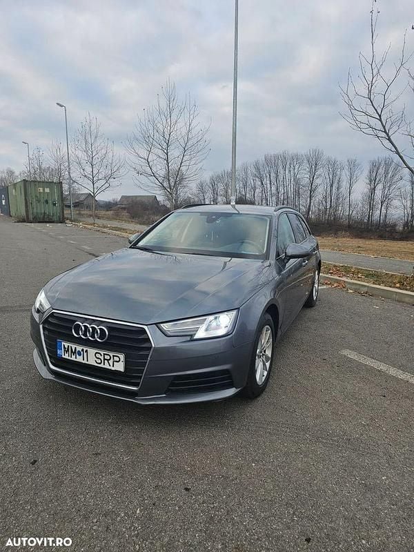 Second-hand Audi A4 150 CP (110 kW) 2016 Culoarealbastru Break