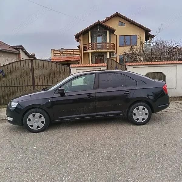 Second-hand Skoda Rapid 105 CP (77 kW) 2016 Negru Hatchback