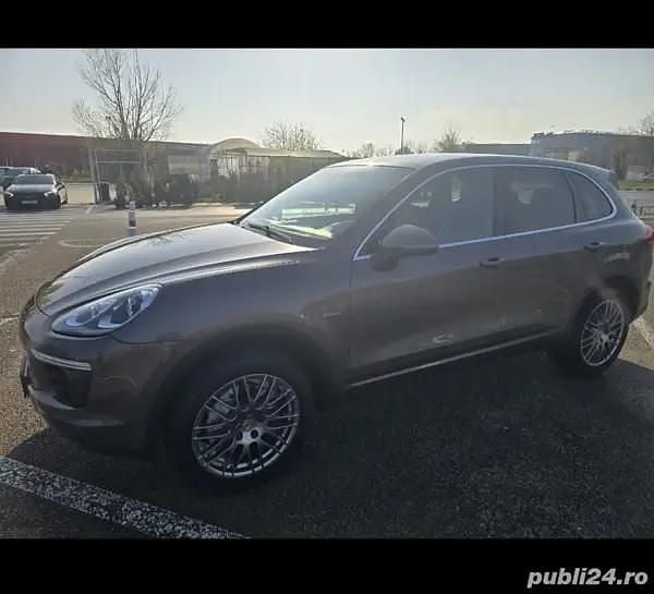 Second-hand Porsche Cayenne 256 CP (188 kW) 2015 Maro SUV