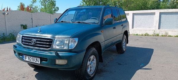 Utilizat 2001 Toyota Land Cruiser SUV | 11.500 EUR - Imagine 1/4