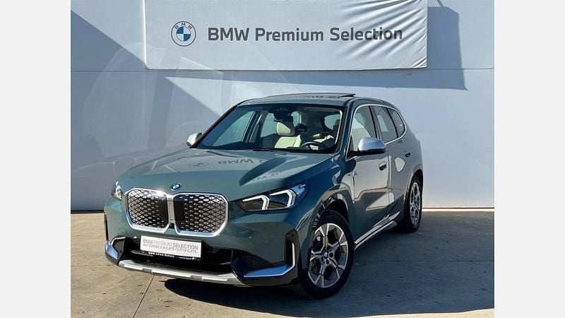 Verde cape york metalizat metalizat Second-hand 2023 BMW iX1 Comfort Edition SUV | 46.400 EUR - Imagine 1/4