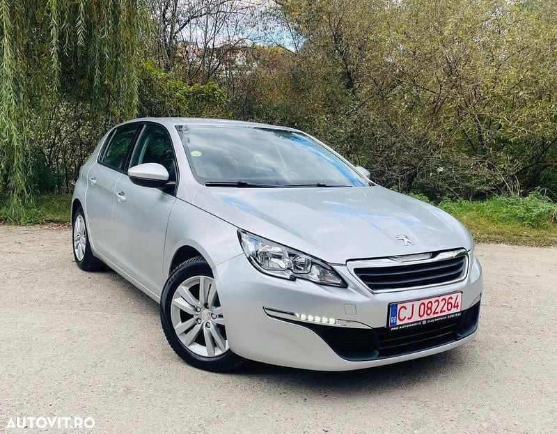 Culoaregri Utilizat 2017 Peugeot 308 Allure Berlinǎ | 6.790 EUR (Preț bun) - Imagine 1/4