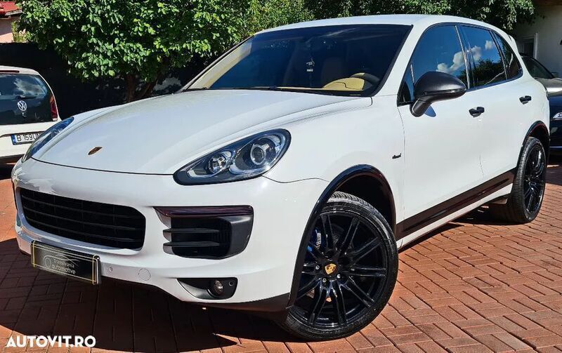 Second-hand Porsche Cayenne 245 CP (180 kW) 2016 Alb SUV
