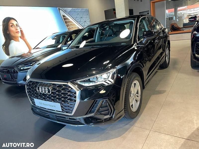 Negru Nouă 2025 Audi Q3 Sportback Comfort SUV | 40.500 EUR (Preț OK) - Imagine 1/4