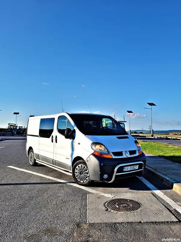 Utilizat 2006 Renault Trafic Monovolum | 3.500 EUR - Imagine 1/4