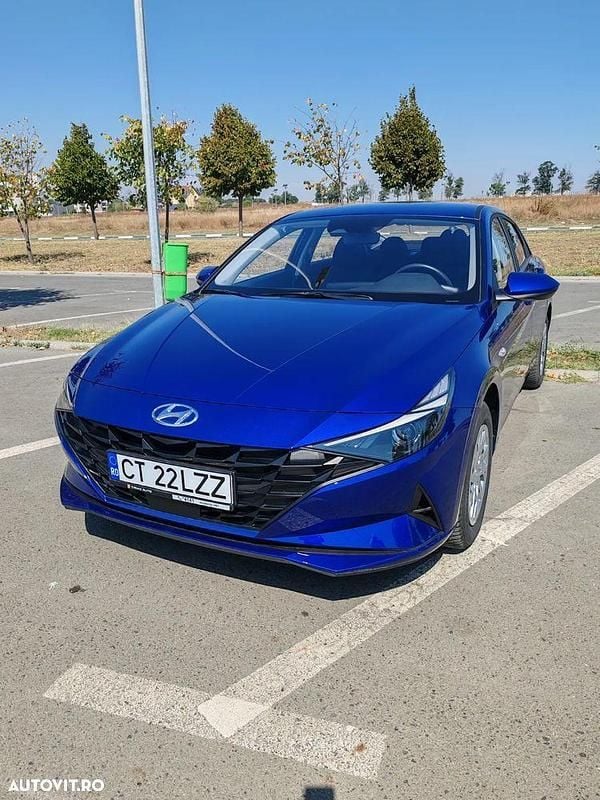 Culoarealbastru Utilizat 2023 Hyundai Elantra Comfort Berlinǎ | 17.200 EUR (Super Preț) - Imagine 1/4