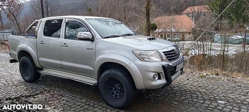 Second-hand Toyota HiLux Style 171 CP (125 kW) 2012 Culoaregri Pickup
