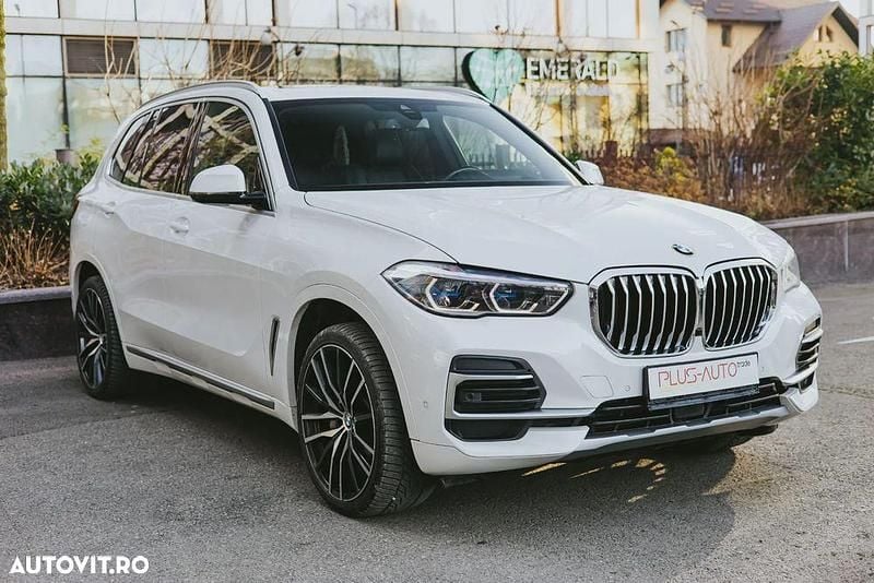 Culoarealb Second-hand 2021 BMW X5 Comfort Edition SUV | 47.000 EUR (Super Preț) - Imagine 1/4