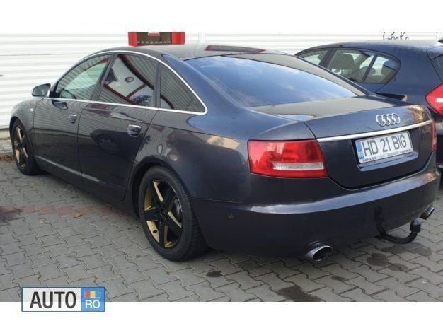 Gri Utilizat 2005 Audi A6 Sport Berlinǎ | 4.490 EUR (Preț OK) - Imagine 1/4