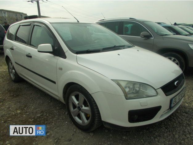 Alb Utilizat 2005 Ford Focus Break | 1.850 EUR (Preț OK) - Imagine 1/4