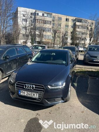 Albastru Utilizat 2012 Audi A4 Berlinǎ | 8.200 EUR (Preț OK) - Imagine 1/4