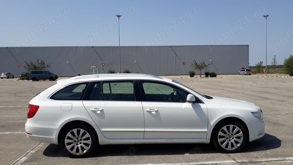 Alb Utilizat 2013 Skoda Superb Break | 8.000 EUR (Preț OK) - Imagine 1/4