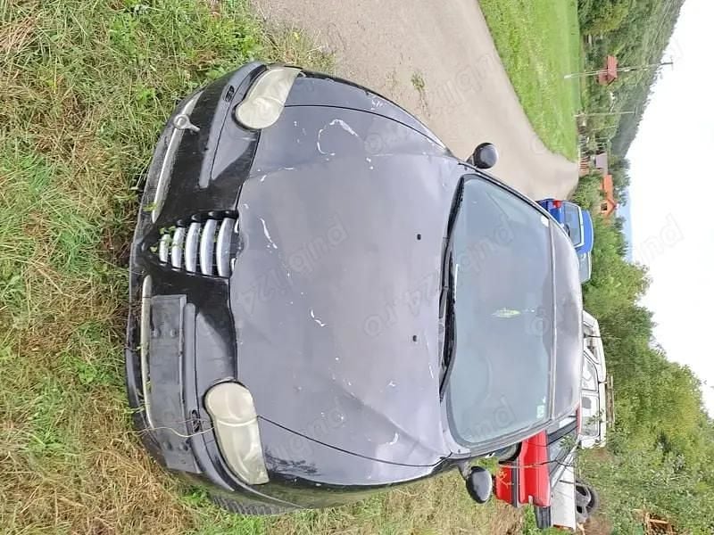 Utilizat 2004 Alfa Romeo 147 Hatchback | 350 EUR - Imagine 1/4