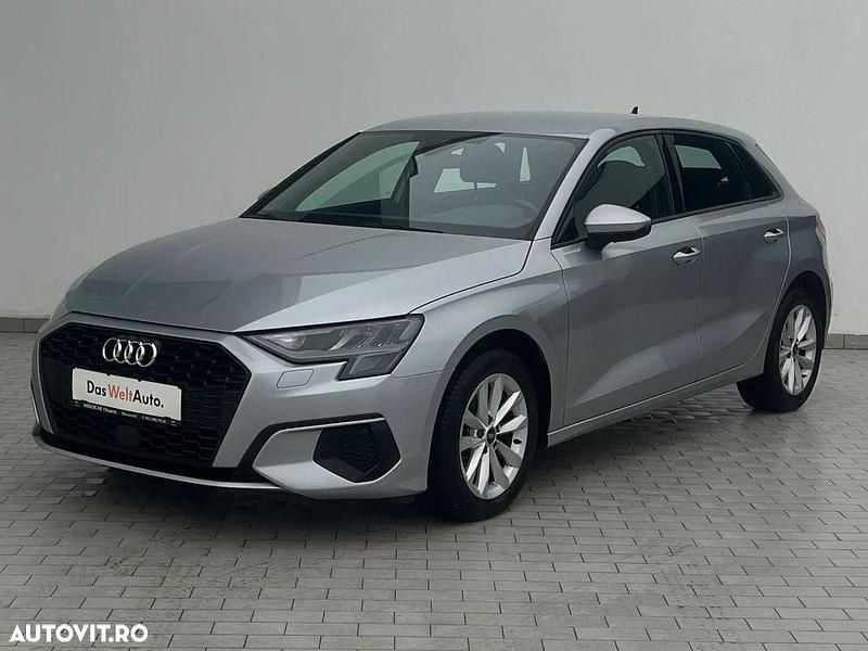 Culoareargint Utilizat 2021 Audi A3 Advanced Hatchback | 17.880 EUR (Preț OK) - Imagine 1/4