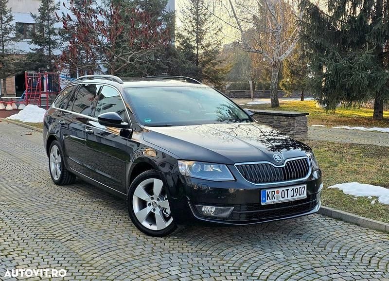 Culoarenegru Second-hand 2016 Skoda Octavia Elegance Break | 9.190 EUR (Preț bun) - Imagine 1/4