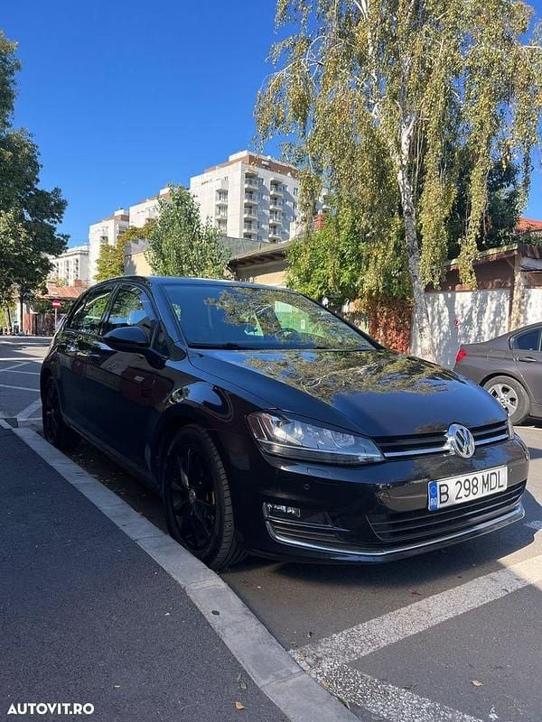 Culoarenegru Utilizat 2013 VW Golf VII Highline Hatchback | 7.300 EUR (Preț OK) - Imagine 1/4