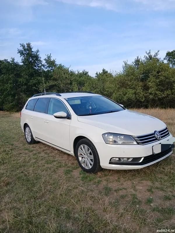 Utilizat 2013 VW Passat Hatchback | 5.500 EUR (Super Preț) - Imagine 1/4