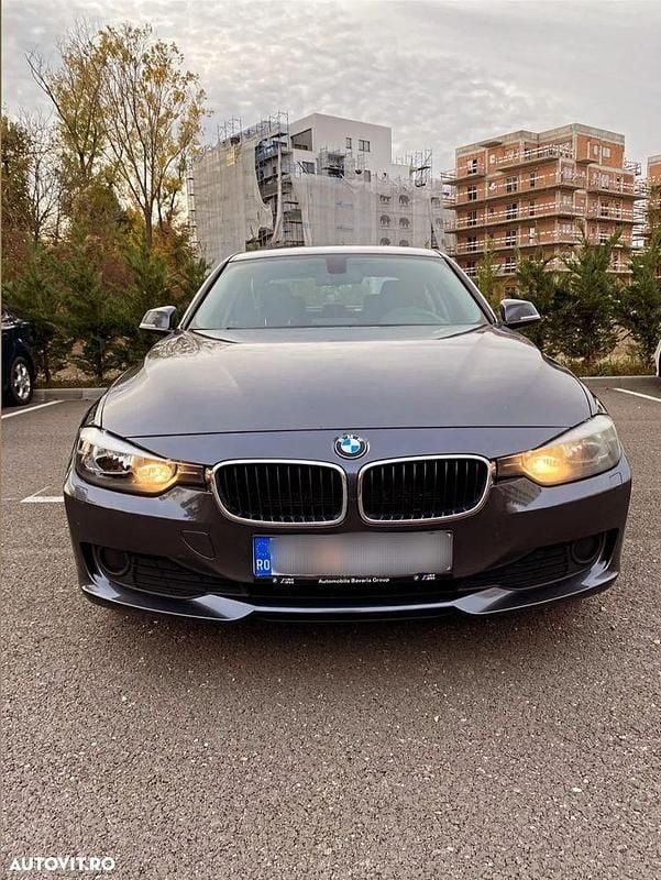 Culoaregri Utilizat 2012 BMW 318 Berlinǎ | 8.299 EUR (Puțin scump) - Imagine 1/4