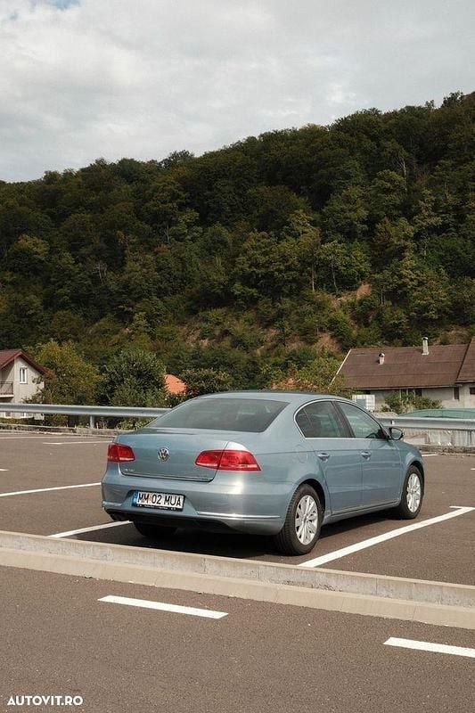 Second-hand VW Passat Comfortline 140 CP (102 kW) 2013 Culoaregri Berlinǎ