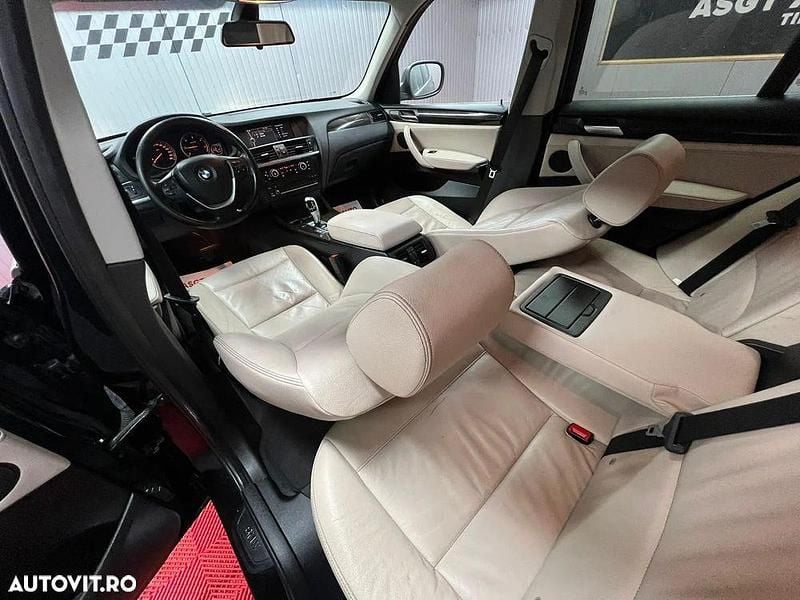 Culoarenegru Utilizat 2011 BMW X3 SUV | 10.999 EUR (Preț OK) - Imagine 1/4