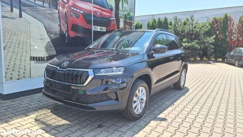 Negru Nouă 2025 Skoda Karoq SUV | 31.303 EUR (Preț OK) - Imagine 1/4
