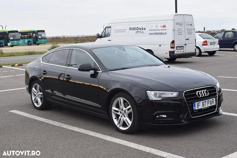 Culoarenegru Second-hand 2014 Audi A5 Comfort Berlinǎ | 11.199 EUR (Preț OK) - Imagine 1/4
