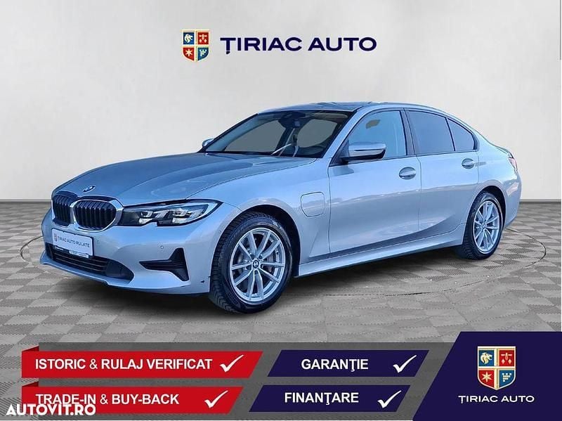 Culoareargint Utilizat 2021 BMW 330e Advantage Berlinǎ | 25.900 EUR (Preț bun) - Imagine 1/4