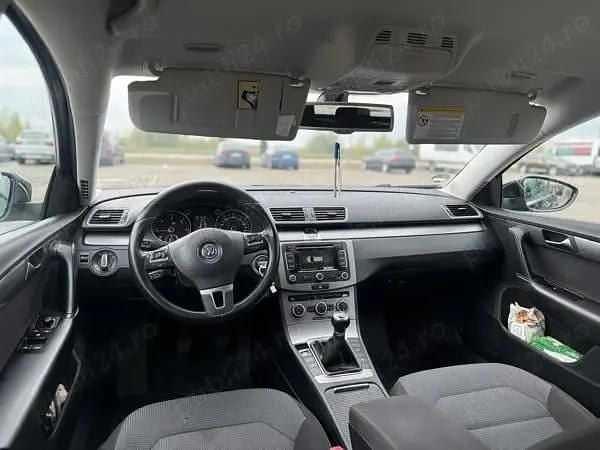 Second-hand VW Passat 140 CP (102 kW) 2012 Negru Break