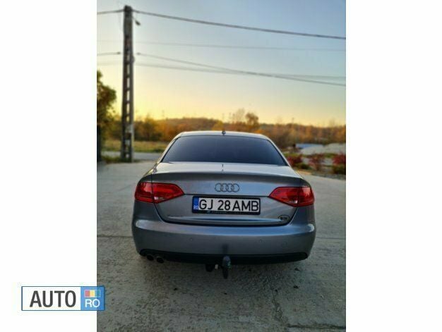 Second-hand Audi A4 120 CP (88 kW) 2010 Gri Berlinǎ