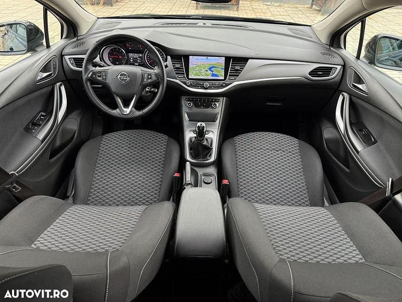 Second-hand Opel Astra Edition 105 CP (77 kW) 2019 Negru Break