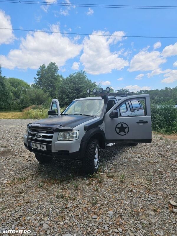 Gri Utilizat 2008 Ford Ranger Pickup | 6.800 EUR (Super Preț) - Imagine 1/4