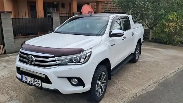 Alb Utilizat 2018 Toyota HiLux Pickup | 26.999 EUR (Preț OK) - Imagine 1/4