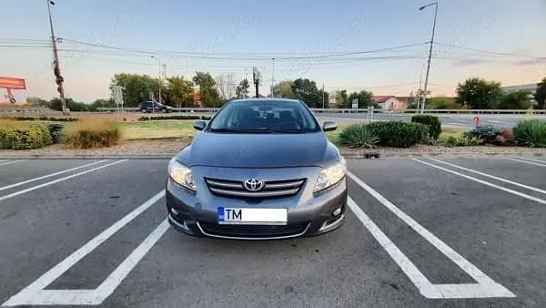 Utilizat 2009 Toyota Corolla Berlinǎ | 5.900 EUR - Imagine 1/4
