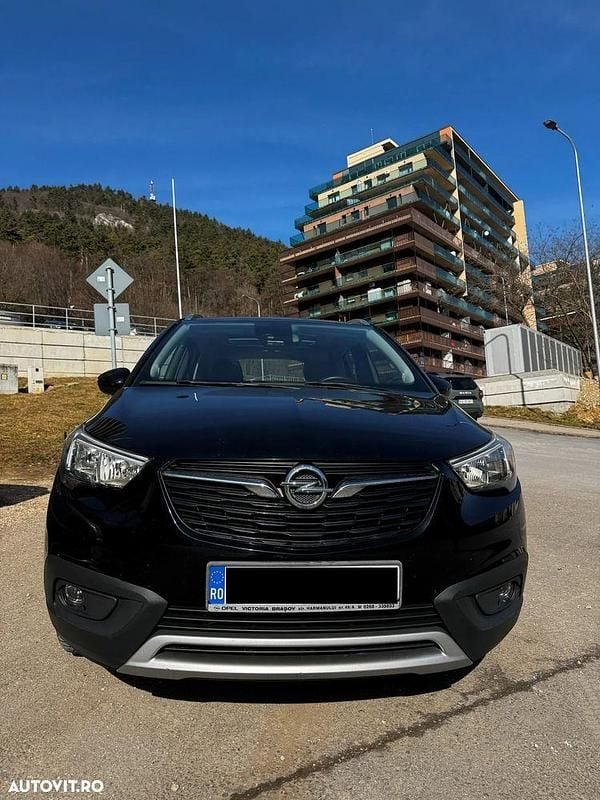 Second-hand Opel Crossland X Innovation 130 CP (95 kW) 2018 Negru SUV