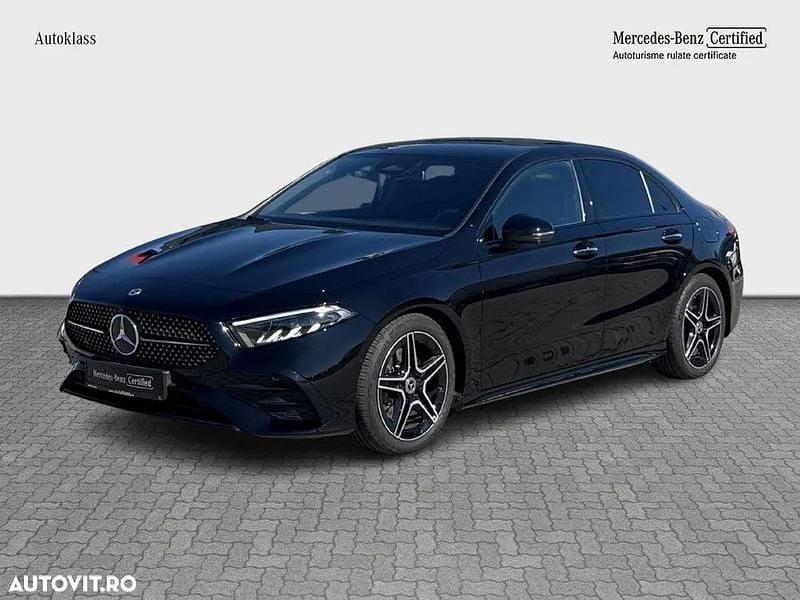 Culoarenegru Utilizat 2022 Mercedes A220 Berlinǎ | 35.901 EUR (Preț bun) - Imagine 1/3