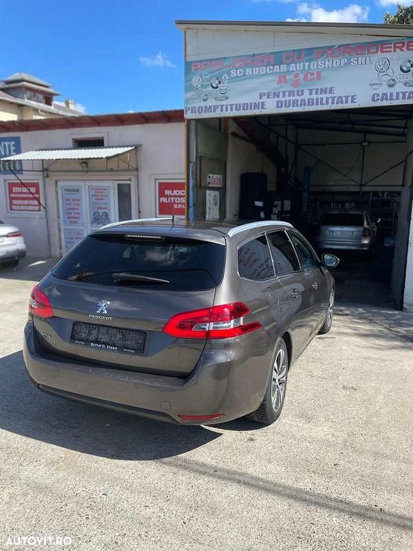 Second-hand Peugeot 308 Access 130 CP (95 kW) 2014 Culoaregri Break